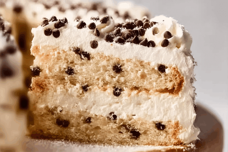 Heavenly Cannoli Cream Cake